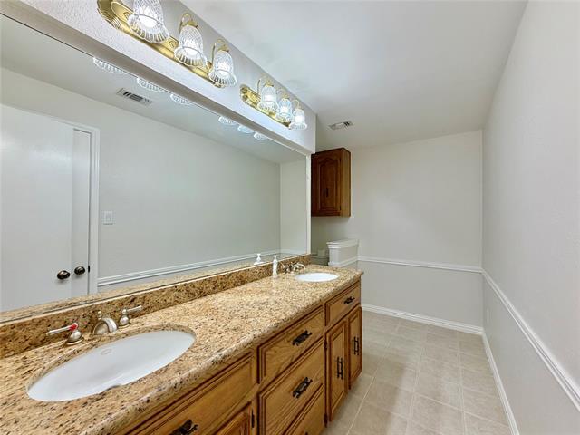 Building Photo - 3212 Laurel Oaks Ct