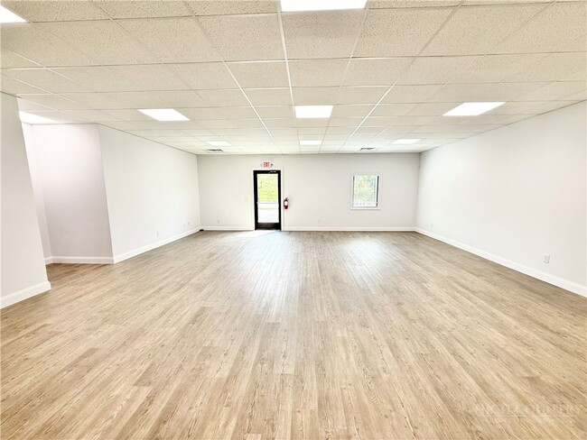 Building Photo - 1040 S Jefferson Ave