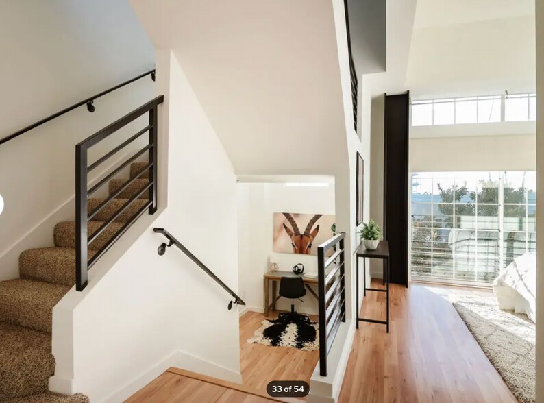 Building Photo - 5400 Playa Vista Dr