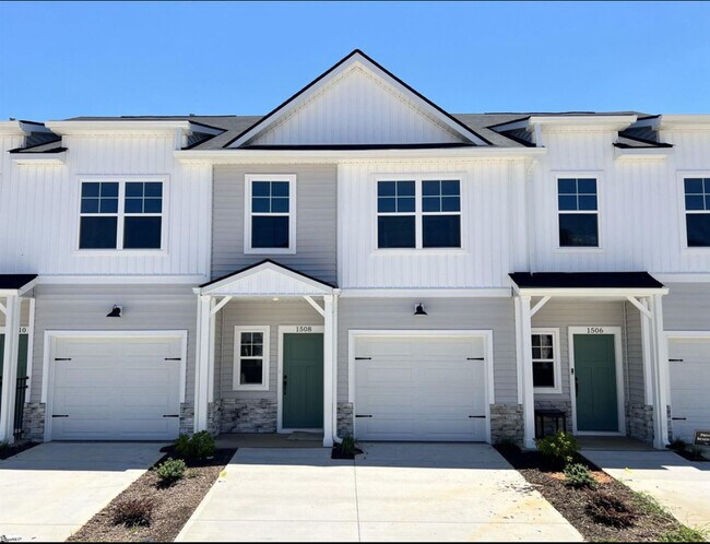 Primary Photo - 1508 Yellowwood Ct