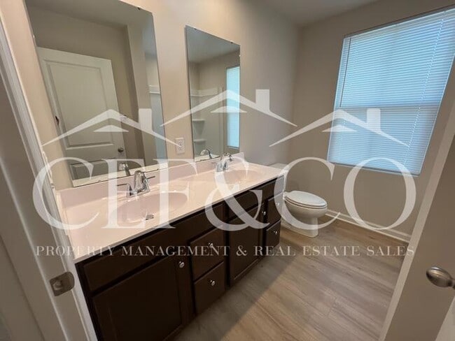 Building Photo - New Construction Gem – 4BR + Loft, Garage, and Great Amenities!