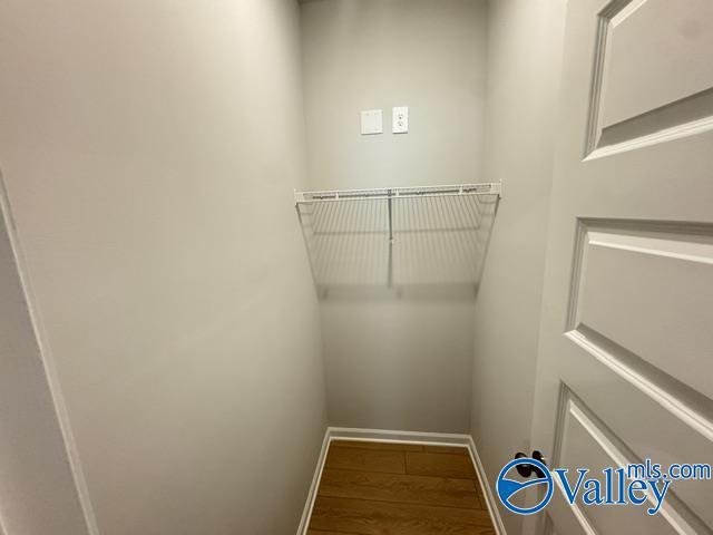 Building Photo - 15426 GRAYSON CIR