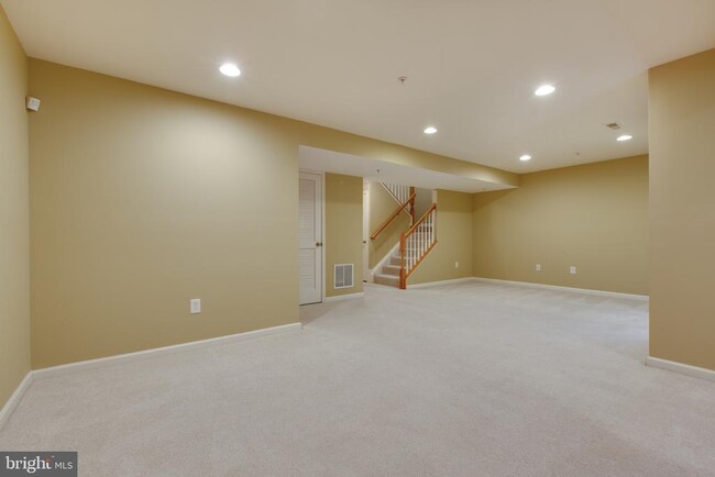 Building Photo - 7543 Maidenhead Dr