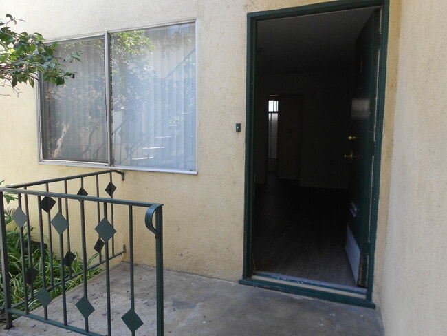 Floorplan - 3721 Midvale Ave