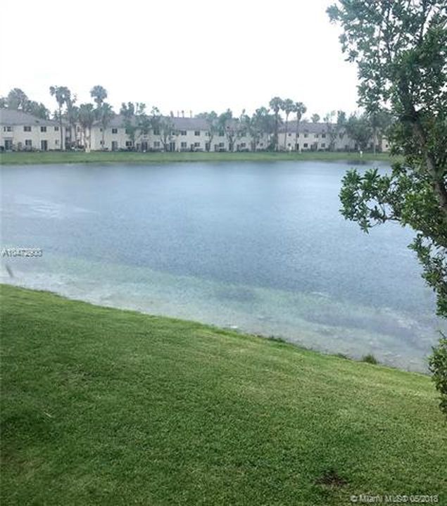 Building Photo - 2651 SE 12th Rd