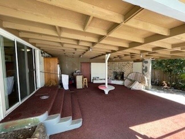 Building Photo - One of Kind 4 bedroom, 2 bath house with P...