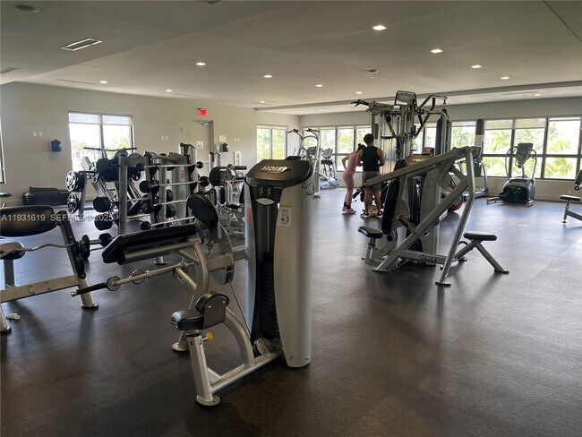 Building Photo - 8175 NW 104th Ave