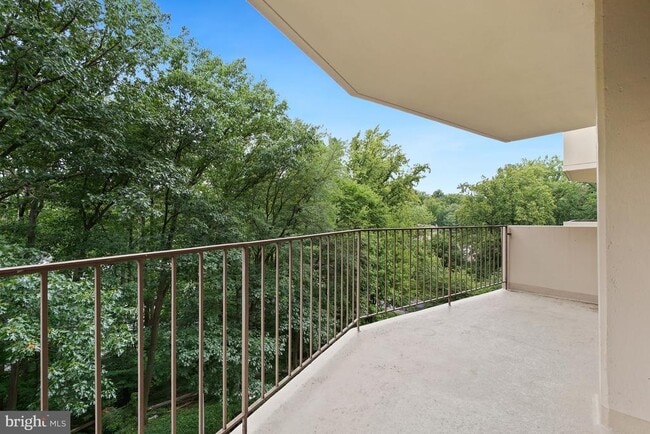 Building Photo - 9039 Sligo Creek Pkwy