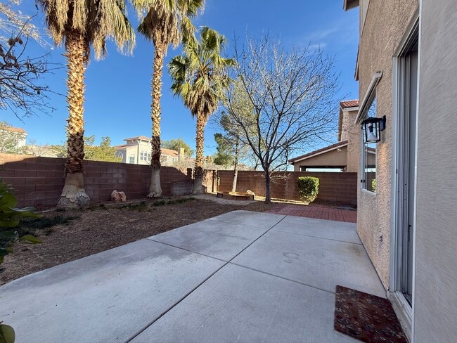 Building Photo - 10016 San Gervasio Ave