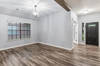 Building Photo - 16535 Cypress Bridge Dr