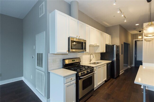 Building Photo - 1108 Milton Terrace SE