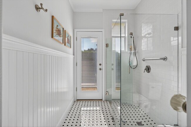 Building Photo - 3069 Mainsail Cir