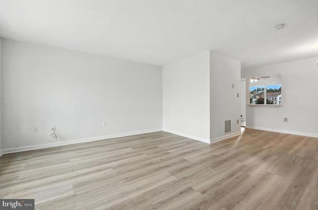 Building Photo - 6808 Cottingham Ln