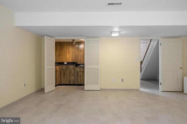 Building Photo - 1260 Masters Dr