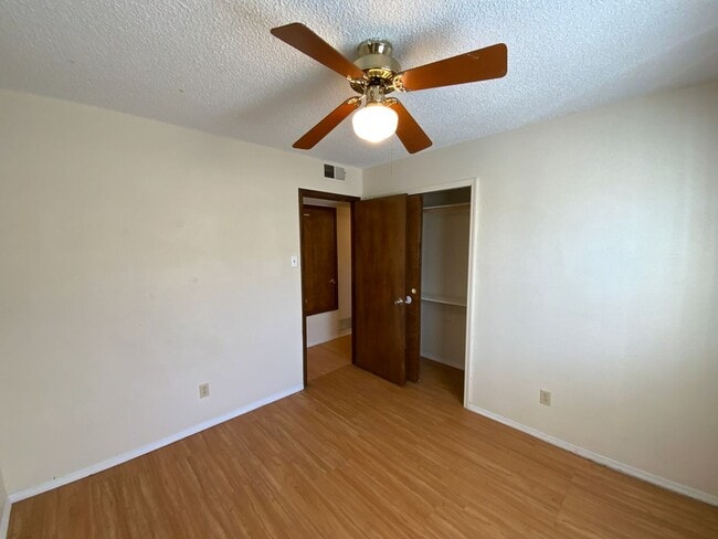 Building Photo - 4 Bedroom Single Story Home Near Juan Tabo Blvd SE & Central Ave SE by Four Hills!