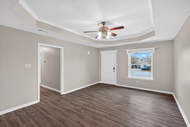 Building Photo - 1402 Western Oaks Ct