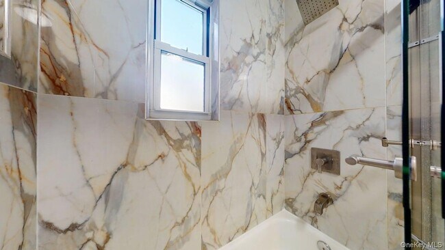 Building Photo - 24-40 86th Street Unit 2F