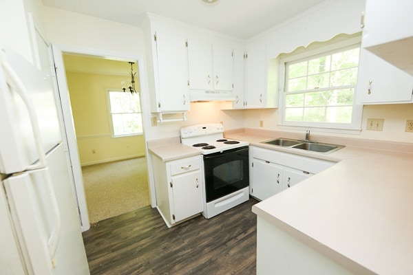 Building Photo - 4 Bedroom Home in Superb Cary Location