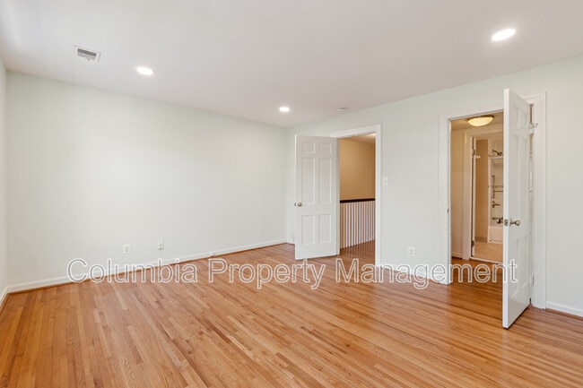 Building Photo - 706 6th St SW