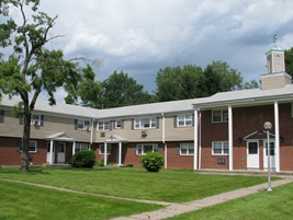 Primary Photo - Deerfield Apartments