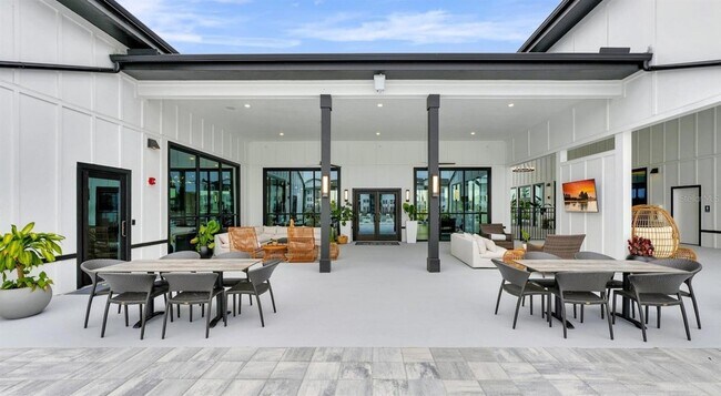 Building Photo - 2500 Conserve Cir