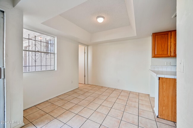 Building Photo - 4435 E Pueblo Ave