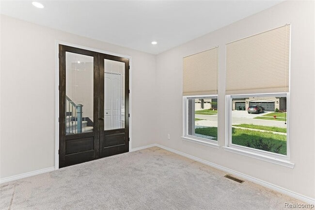 Building Photo - 2951 Andlaur Dr