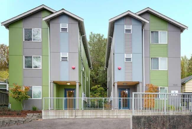 Interior Photo - Elegant, Efficient Studios in Beautiful De...