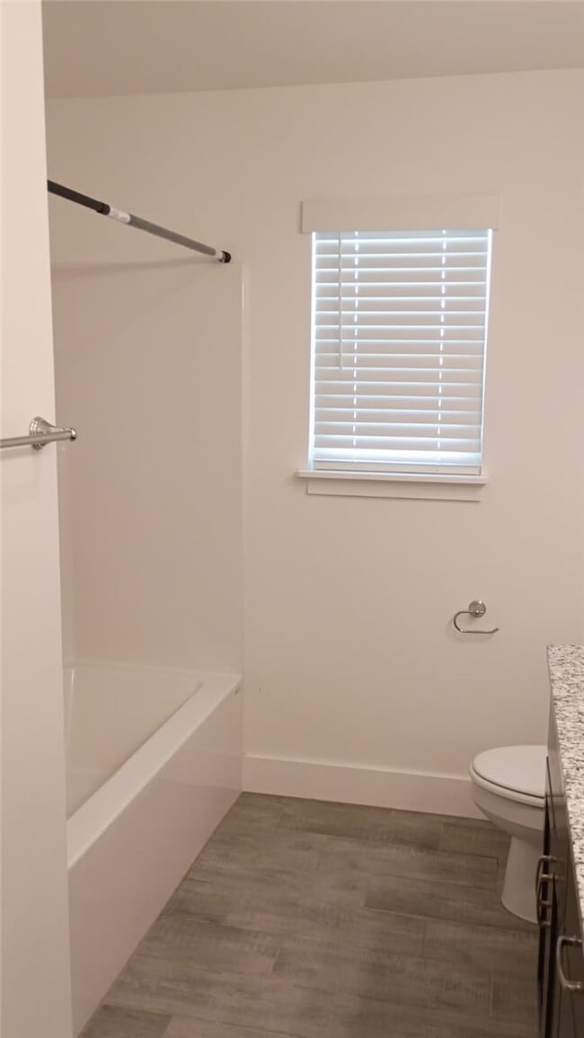 Building Photo - 2141 Bluebonnet Ln