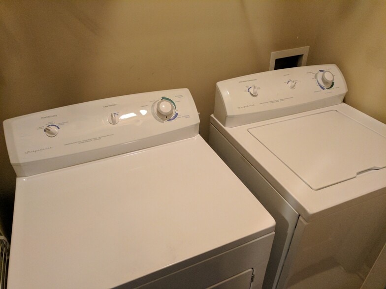 Building Photo - 400 17th Street Northwest