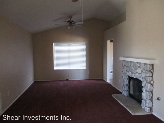 Building Photo - 15192 Kimball St