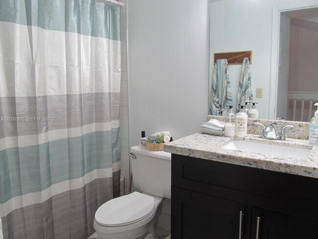 Building Photo - 711 SW 148th Ave