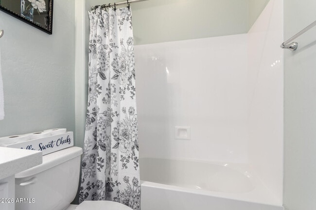 Building Photo - 18453 W Elwood St