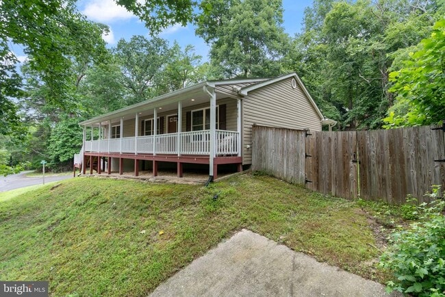 Building Photo - 12418 Red Rock Ct