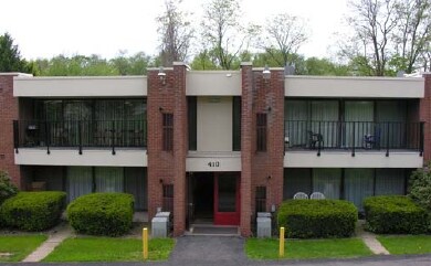 Sharon Hill Apartments - The Pearl Apartments