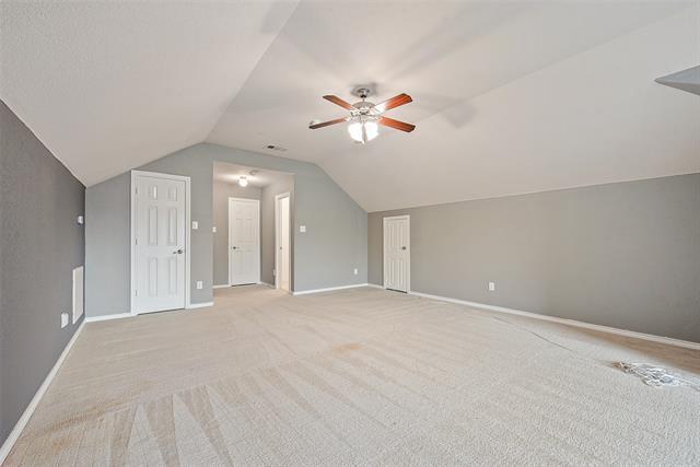 Building Photo - 10005 Butte Meadows Dr