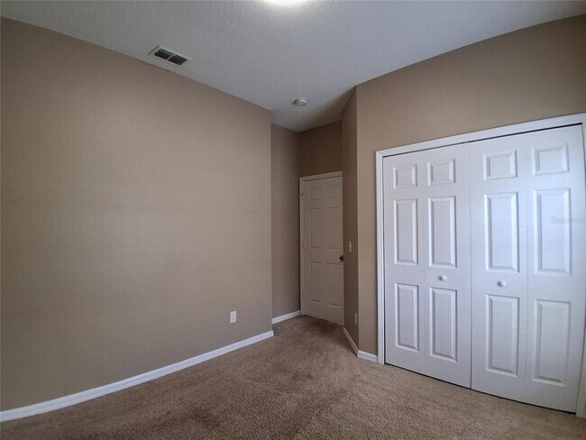 Building Photo - 325 Piano Ln