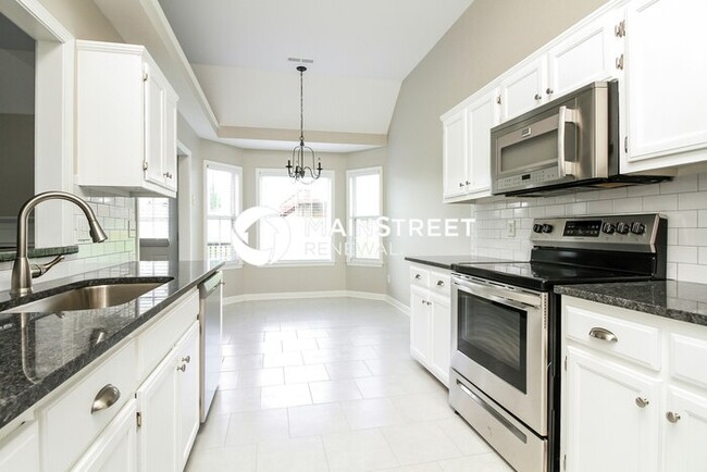Building Photo - 2737 Aston Woods Ln