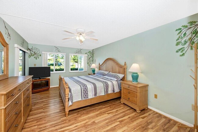 Building Photo - 5219 Lake Village Dr