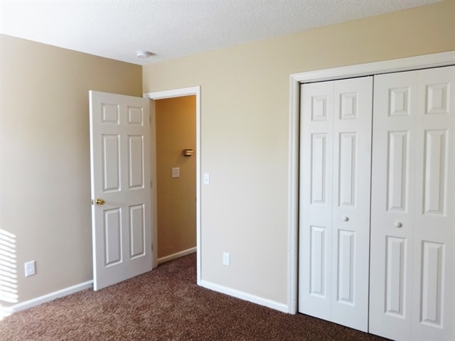 Building Photo - 3282 Middleburry Ln
