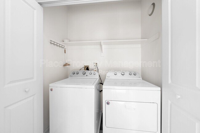 Building Photo - 1708 Cal Orchid Pl