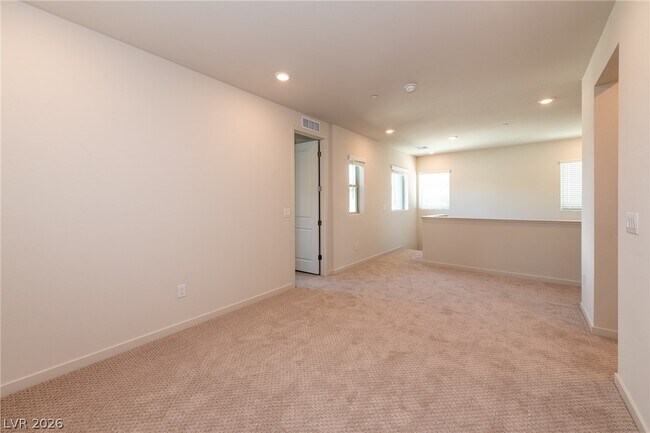 Building Photo - 12059 Arrebol Ave