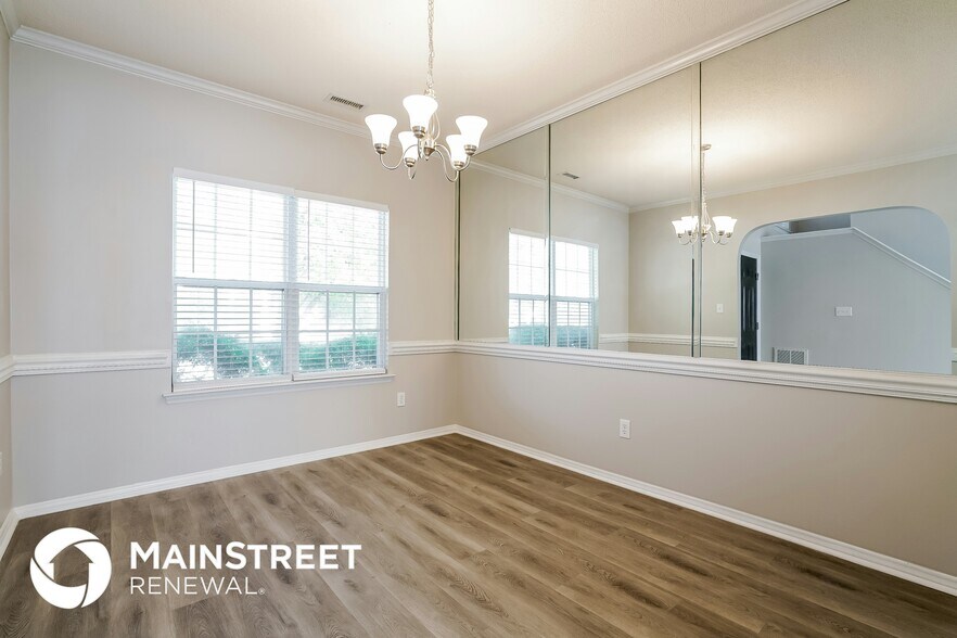 Building Photo - 4900 Heatherfield Way