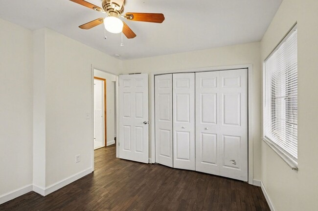 Building Photo - MOVE IN SPECIAL!!! - 1/2 OFF FIRST MONTH'S RENT - SIDE BY SIDE DUPLEX