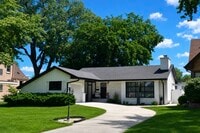 Building Photo - 9525 Parkside Ave