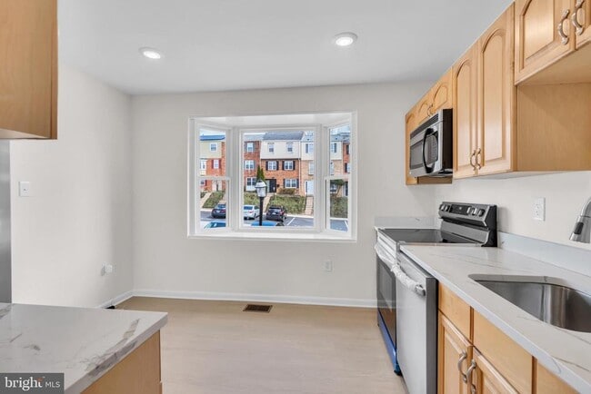 Building Photo - 26 Timber Rock Rd