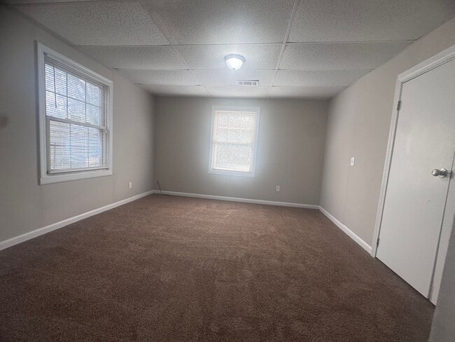 Building Photo - 1818 Rigby St