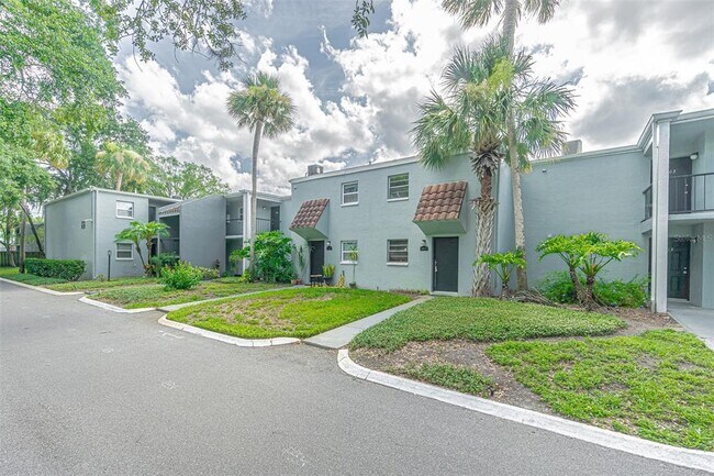 Primary Photo - 2818 Somerset Park Dr