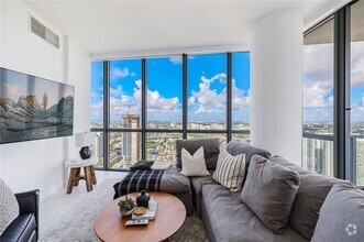 Building Photo - 1100 Biscayne Blvd