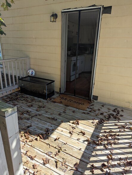 Deck - 223 Tuttle Rd